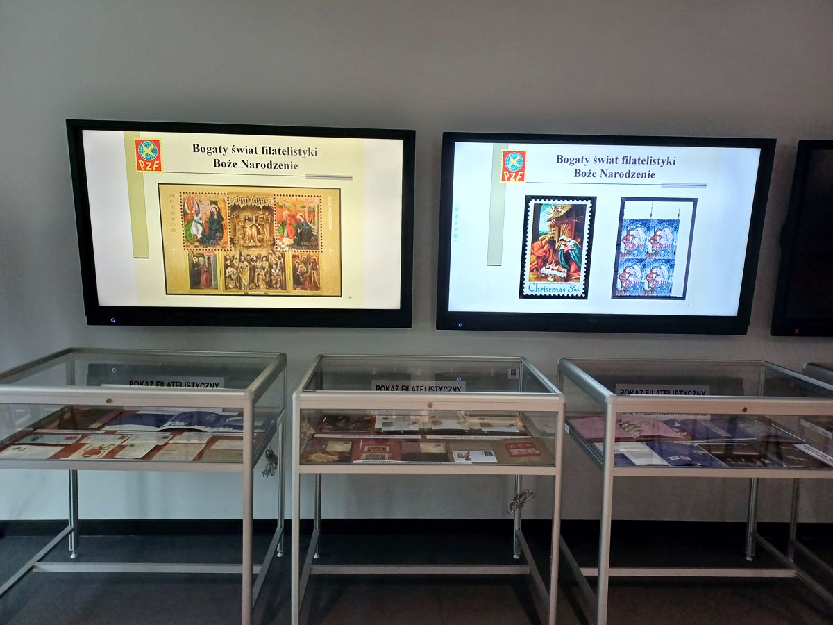 Bożonarodzeniowy pokaz filatelistyczny w Lesznie